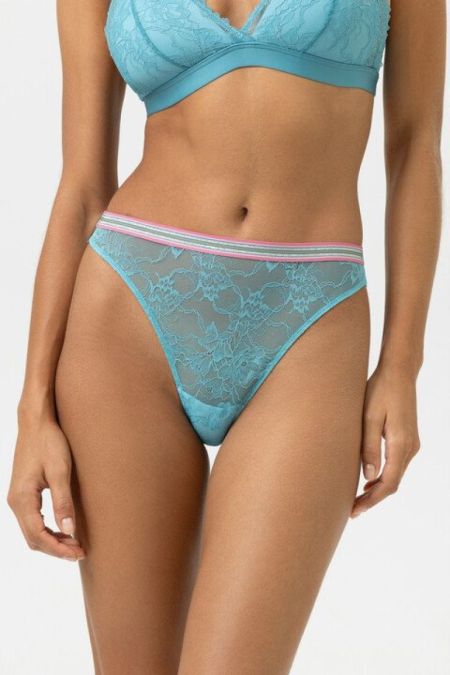 string 1748 teal dream